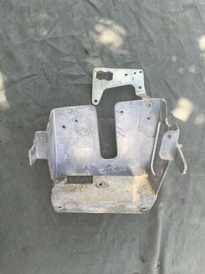 Soporte ECU 300CE Mercedes Benz 1991 OEM Foto 1 de 4