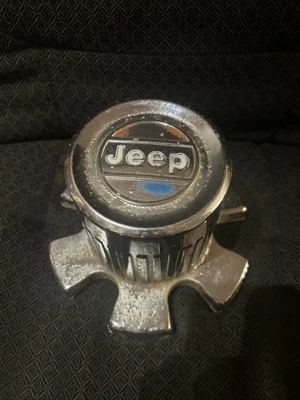 Tapacubos One 1968-1984 Jeep J10 J20 Cherokee Wagoneer OEM 5361652 Foto 1 de 4