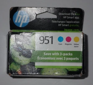 HP Original 951 3er Pack Color Tintenpatrone Cyan Magenta Gelb 11/2025 versiegelter Karton - Bild 1 von 3