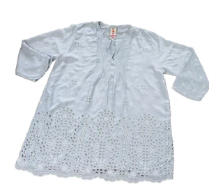Johnny Was Embroidered Eyelet Blue Tunic Top Boho Beach Cruise Sz M - Picture 1 of 4