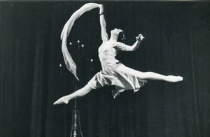 Rimma Karelskaya, Russian Ballet. Lifetime Edition. 1965. Soviet. USSR - Picture 1 of 2