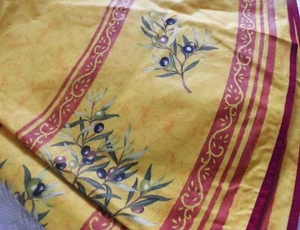La Cigale Yellow/red 100% Cotton Tablecloth 68" round - Picture 1 of 5