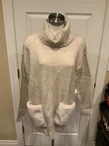 M Magaschoni Beige Wool Blend Turtleneck Sweater w/ Furry Pockets, Size M - Picture 1 of 7