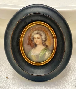 ANTIKES FRANZÖSISCHES GUILLERIE MINIATURGEMÄLDE FRAUENPORTRAIT, HOLZRAHMEN, SIGNIERT sehr guter Zustand - Bild 1 von 5