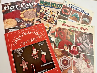 Crochet VACACIONES NAVIDAD Patrón Folleto Lote 5 HOT PAD ORNAMENTO SCRUNCHIES REGALO Foto 1 de 4