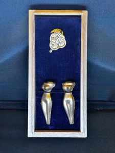Super Rare gold golf tees and shirt pin Unless you plan to go to the club Japan - Picture 1 of 4
