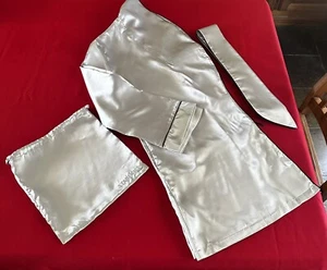 *BRAND NEW, SEE DESCRIPTION* Stardust Bathrobe - Picture 1 of 5