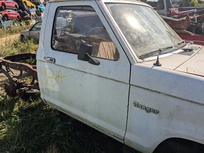 Ford Ranger 1984 puerta delantera derecha blanca (se adapta a 83-89) Foto 1 de 4
