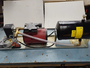 kleiner Kompressor druckluft, leise,mit Kessel - Bild 1 von 6