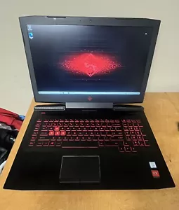 HP Omen 17 17.3" FHD i7-7700HQ 2.8GHz 12GB RAM 1TB HDD RX 580 - Picture 1 of 3