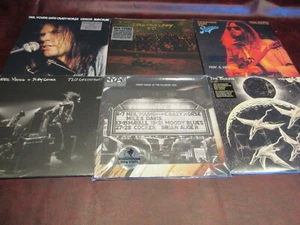 NEIL YOUNG VERIFIED 1970'S LIVE CONCERTS 6 TITEL 10 SEITEN VINYL LIMITED SET - Bild 1 von 2