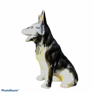 Estatuilla de porcelana de pastor alemán perro observador alerta 3 1/2""H x 2""W x 4""L - Imagen 1 de 5