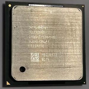 Celeron 2.4 GHz / 128 KB / 400 MHz - SL6VU - Picture 1 of 2