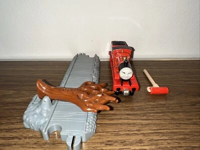 Take Along Thomas: James And The Trouble With Trees Deluxe Play Set - Image 1 of 4