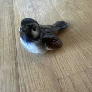 Vintage GOEBEL Germany- Sparrow porcelain figurine, CV72 - Picture 1 of 4