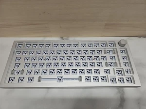 Glorious - GMMK Pro Barebone High Profile Gasket Mounted RGB 75% Wired - Bild 1 von 6