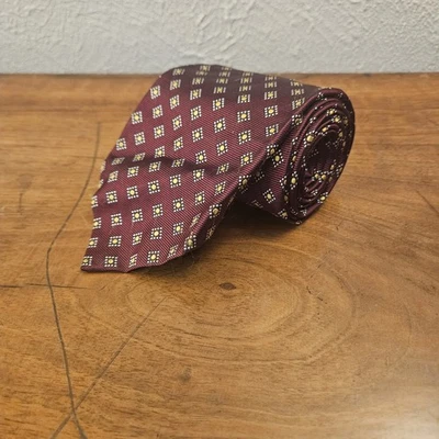 Gravata geométrica equestre Firenze 100% seda vermelho amarelo padrão geométrico - Imagem 1 de 4