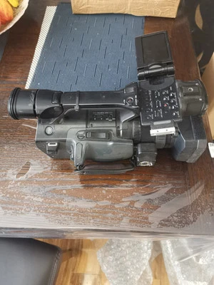 Sony HVR-Z1U Professional HDV Camcorder UNTESTED  - Image 1 of 4