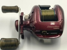 Shimano Scorpion 1500 bait casting reel R/H rainbow spool RH363 Excellent+++Used