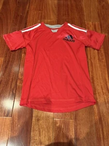Adidas Red Soccer/Football T-shirt Youth Size 7 Sports - Picture 1 of 3