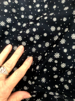 Vtg 1  1/2 Yd 44X55" MODA Deb Strain A WOODLAND XMAS Quilt Fabric Navy Blue SNOW - Image 1 of 4