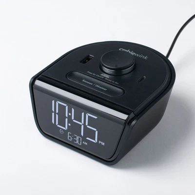 CubieWink - Reloj despertador de carga con puertos USB Foto 1 de 4