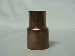 1 MUELLER COPPER SWEAT 1" X 3/4" REDUCING COUPLING #W01049 - Picture 1 of 3