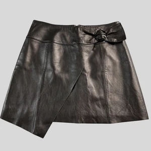 Gianni Bini Women's Skirt Small Black Leather Wrap Mini Buckle Asymmetrical Hem - Picture 1 of 13