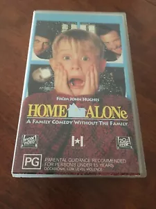 HOME ALONE  -  MACAULAY CULKIN -  VHS VIDEO  - Picture 1 of 1