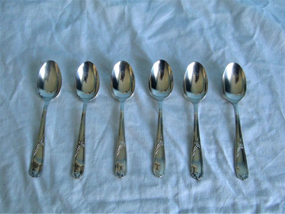 6 Cucchiai da Tavolo Metallo Argentato Christofle Modello Grandbourg Louis XV - Immagine 1 di 4