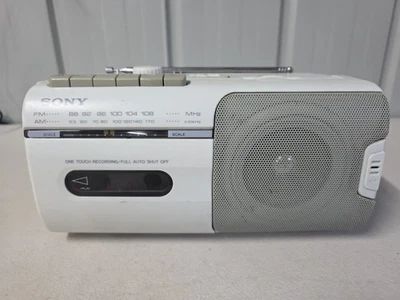 Sony CFM-10 AM/FM Radio Cassette Player Recorder Working*** Casette-Corder - image 1 of 4