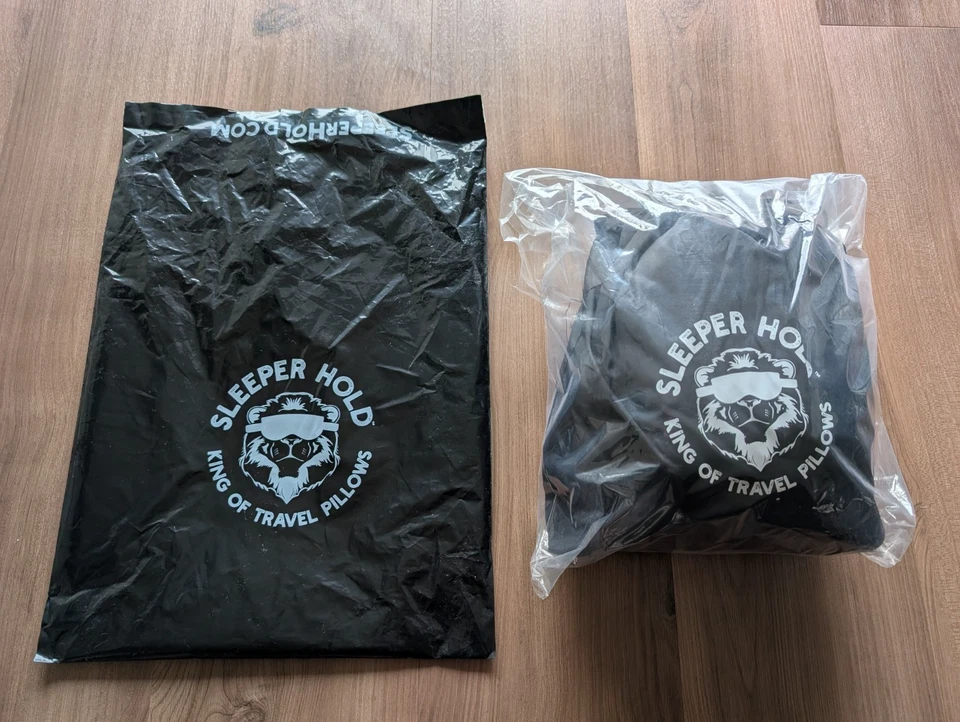 Sleeper Hold Travel Pillow and Sleep Mask Set One Size NWT - Image 1 of 1