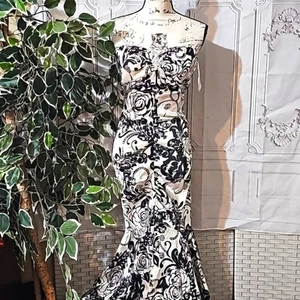 Xscape Rüschen Satin Meerjungfrau Saum Kleid 8 - Bild 1 von 10