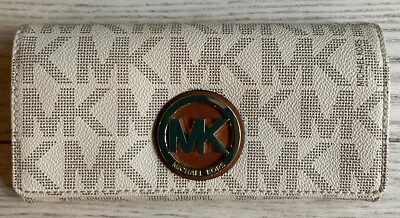 Michael Kors Fulton Flap Continental Wallet 签名 MK 奶油 — 第 1/4 张图片