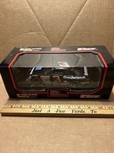 VTG Racing Champions 1992 NASCAR 1:24 Diecast Stock Car Dale Earnhardt