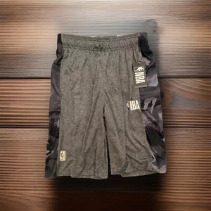 Pantalones cortos holgados de baloncesto de la NBA gris brezo/camuflaje cordón secado rápido ajuste suelto - Imagen 1 de 3