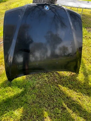 BMW 525i 2005 capó OEM Foto 1 de 4