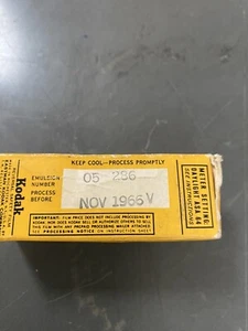 Kodak Ektachrome-X Color for Slides Expire 05/1996/11/1996 - Picture 1 of 2