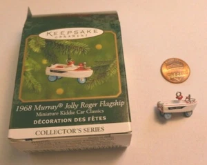 2000 Hallmark Andenken Weihnachten Mini Ornament 1968 Murray Jolly Roger Flagship - Bild 1 von 2