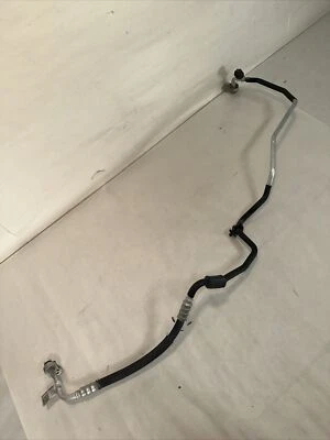 Tubería de presión trasera superior aire acondicionado Audi A7 2018 4G0260710AH fabricante de equipos originales 12-2018 Foto 1 de 4