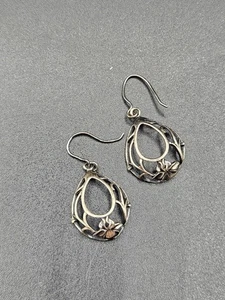 Kleine verzierte Ohrkerzen im floralen Design gemarkt 925 - Bild 1 von 9