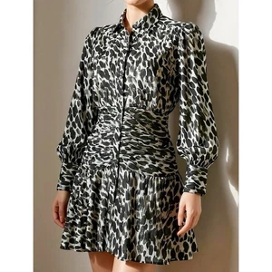 168 $ Neu mit Etikett Maeve x Anthropologie Semele Leopard Minikleid, schwarz/weiß, 2 (US) - Bild 1 von 14