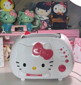 Hello Kitty 2 Slice Toaster White Pink Bow Kitchen Decor - Picture 1 of 6