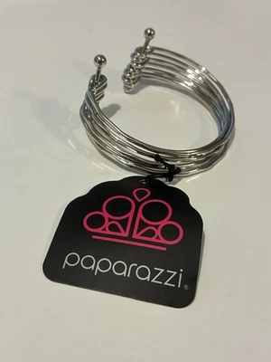 Brazalete Paparazzi NUEVO CON ETIQUETAS Joyería Nueva Ajustable Foto 1 de 4