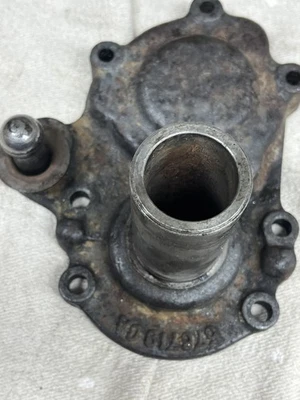 Land Rover Series 3 Original Clutch Sleeve Withdrawal Housing Part No. 576718 - Image 1 of 4