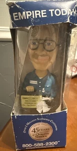 Empire Today Teppich Mann Wackelkopf Figur Werbung Promo - Bild 1 von 7