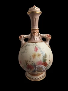 Fine Royal Worcester Floral Decorated Vase With Grotesque Handles - Picture 1 of 6