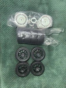 Tamiya White & Black wheels + Tires (x8) - TT01 / TT02!! 2 Sets Unglued!! - Picture 1 of 6