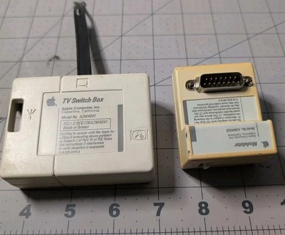 Modulador APPLE de colección (A2M4020) y caja de interruptores de TV (A2M4041) usado sin probar #ELE Foto 1 de 4