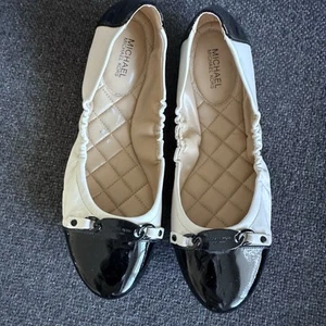 Ballerine Michael Kors donna City Ballet pelle/brevetto nude nere taglia 6M - Foto 1 di 5